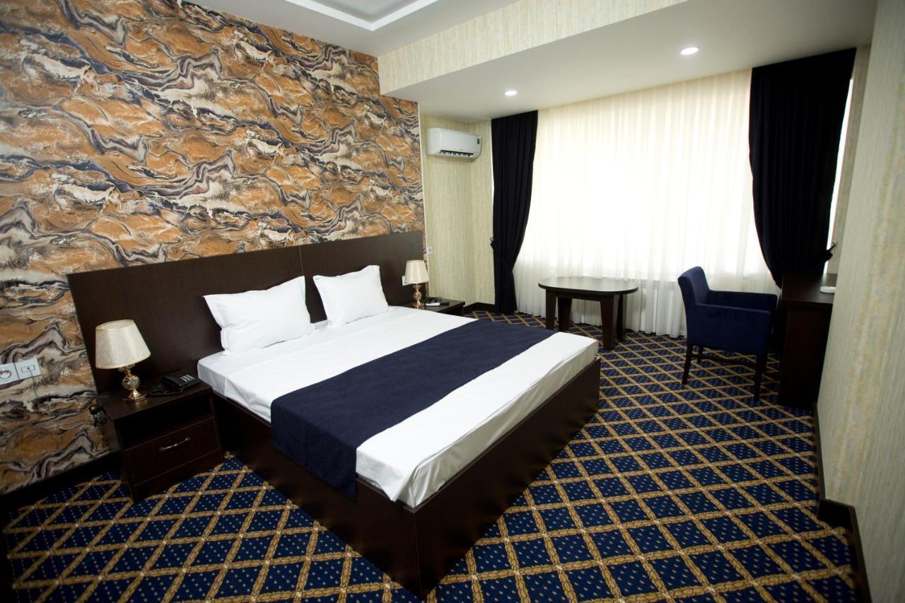 Kristal Inn Hotel Baku Exteriör bild