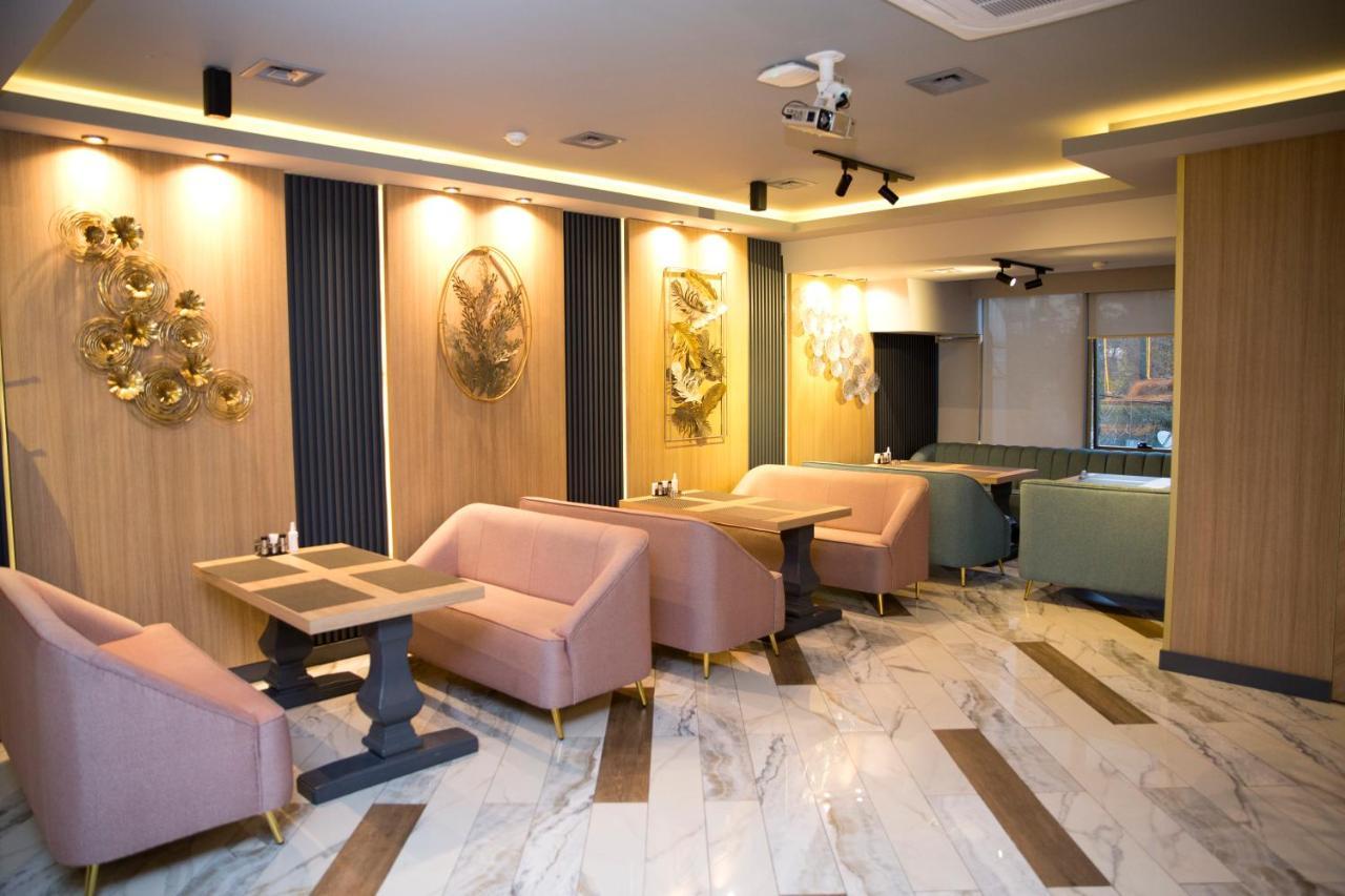 Kristal Inn Hotel Baku Exteriör bild
