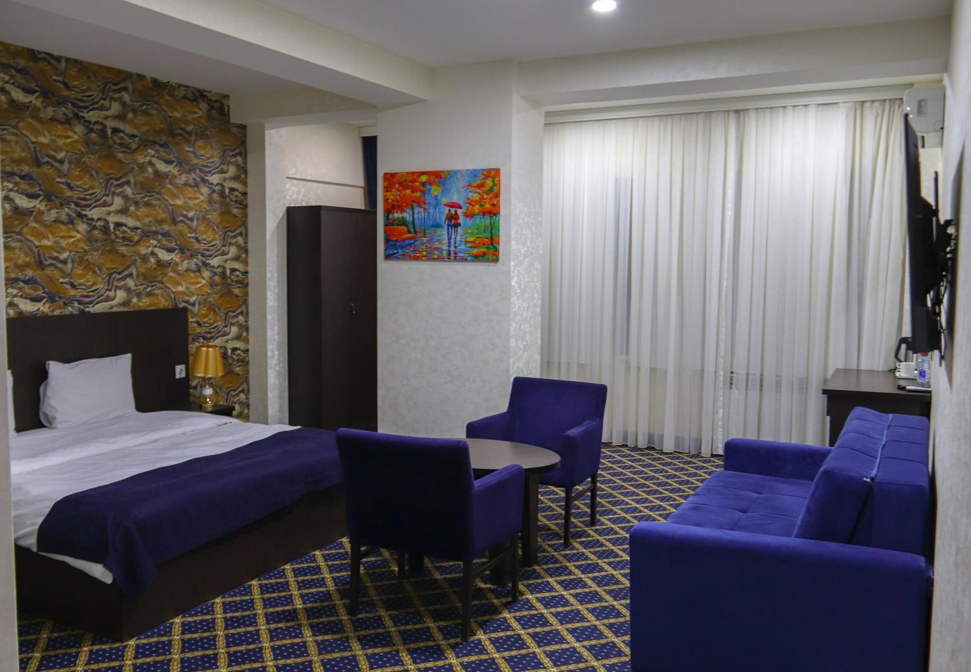 Kristal Inn Hotel Baku Exteriör bild